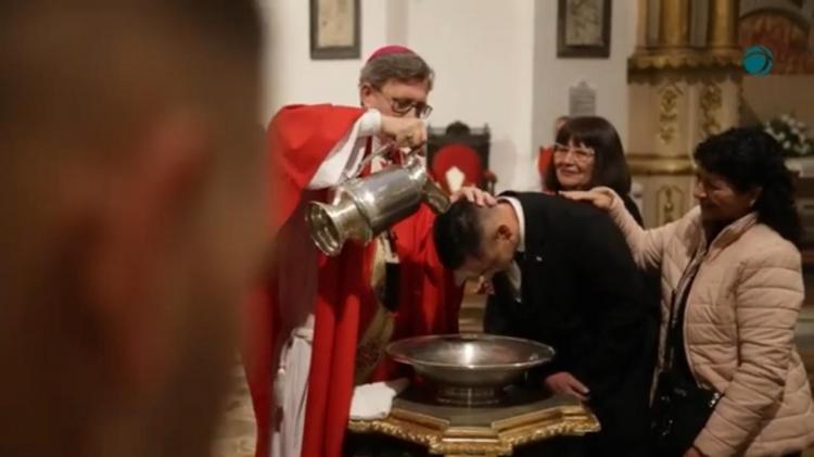 Cadetes de la Policiá de la Ciudad recibieron los sacramentos de iniciación Cadetes de la Policiá de la Ciudad recibieron los sacramentos de iniciación