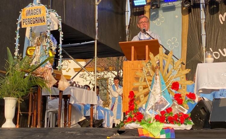 Mons. García Cuerva en Luján: 'Busquemos soluciones juntos, construyamos una Patria de hermanos' Mons. García Cuerva en Luján: 'Busquemos soluciones juntos, construyamos una Patria de hermanos'