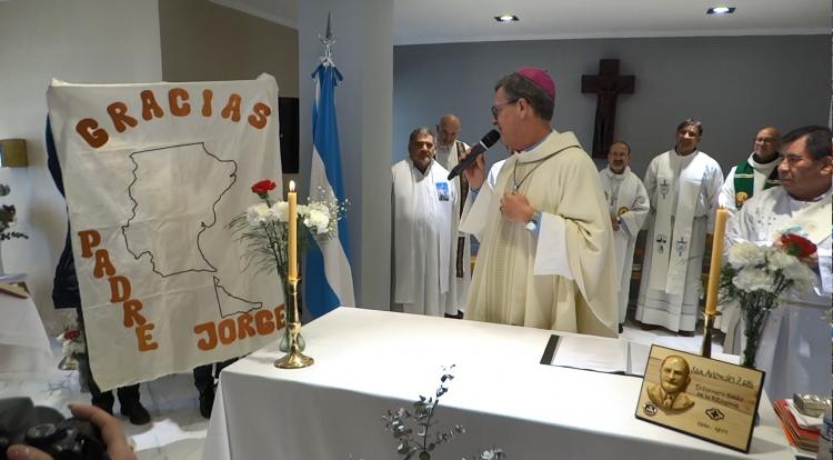 Mons. García Cuerva en Río Gallegos: 'Fui bautizado como obispo por ustedes' Mons. García Cuerva en Río Gallegos: 'Fui bautizado como obispo por ustedes'
