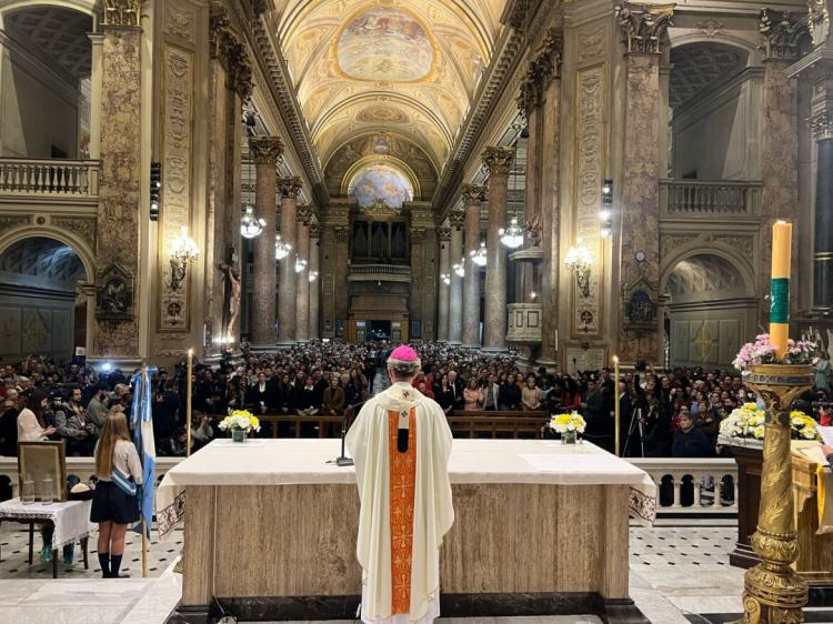 Misa por el Papa en la iglesia donde Bergoglio descubrió su vocación Misa por el Papa en la iglesia donde Bergoglio descubrió su vocación
