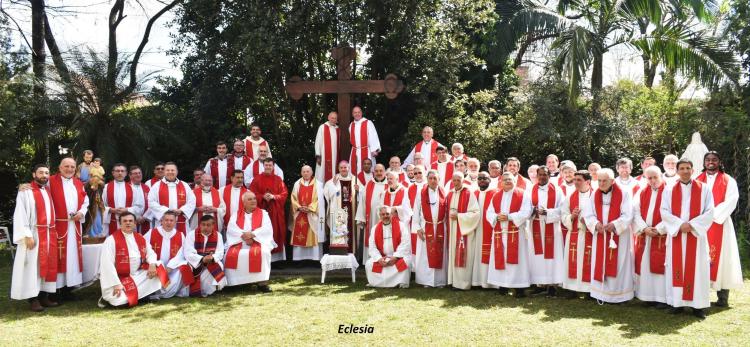 Mons. Lugones anunció un año vocacional para la diócesis de Lomas de Zamora Mons. Lugones anunció un año vocacional para la diócesis de Lomas de Zamora