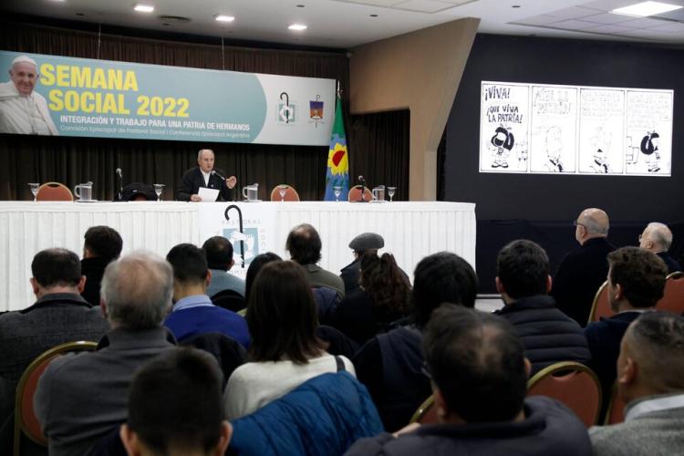 Mons. Lugones llamó a la redistribución de la riqueza para que haya integración social Mons. Lugones llamó a la redistribución de la riqueza para que haya integración social