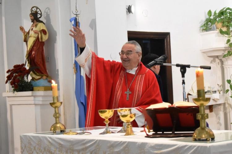 Mons. Luis Fernández celebró 50 años de sacerdocio: 'Agradecido a Dios por una vida entregada'