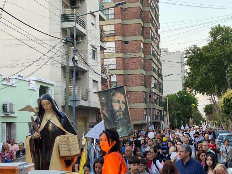 Mons. Margni: 'Santa Teresa supo comprender y asumir en su vida el llamado de Jesús' Mons. Margni: 'Santa Teresa supo comprender y asumir en su vida el llamado de Jesús'