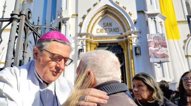 El arzobispo de Rosario pidió trabajo digno y justicia social en la misa de San Cayetano El arzobispo de Rosario pidió trabajo digno y justicia social en la misa de San Cayetano