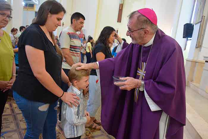 Mons. Martínez: 'La Cuaresma, tiempo de gracia y penitencia que nos prepara para la Pascua' Mons. Martínez: 'La Cuaresma, tiempo de gracia y penitencia que nos prepara para la Pascua'