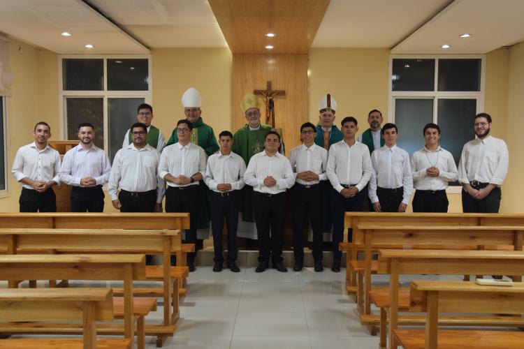 Mons. Martínez destacó la importancia de la interioridad en la formación sacerdotal Mons. Martínez destacó la importancia de la interioridad en la formación sacerdotal