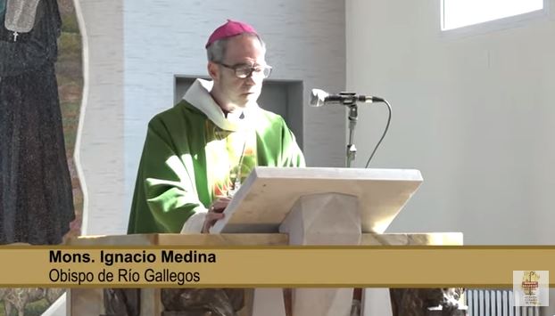Mons. Medina anima a 'ser luz en ese camino hacia la casa del Padre' Mons. Medina anima a 'ser luz en ese camino hacia la casa del Padre'