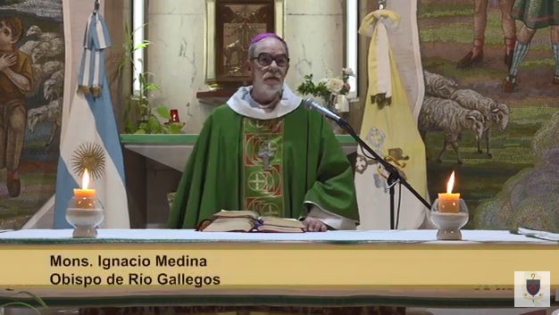 Mons. Medina: 'Estamos llamados a partirnos por los demás' Mons. Medina: 'Estamos llamados a partirnos por los demás'