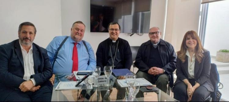 Mons. Mestre disertó ante el Colegio de Magistrados de la Provincia Mons. Mestre disertó ante el Colegio de Magistrados de la Provincia