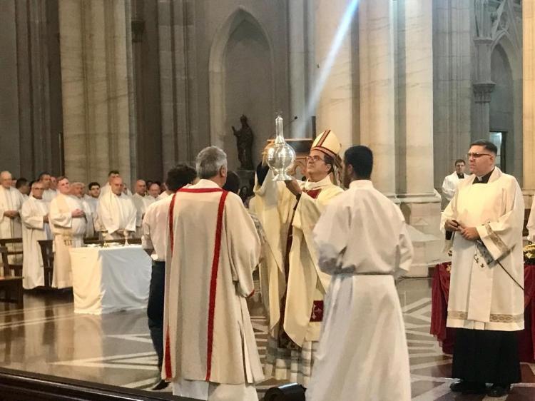 Mons. Mestre pidió a los sacerdotes 'seguir siendo profundamente eucarísticos' Mons. Mestre pidió a los sacerdotes 'seguir siendo profundamente eucarísticos'
