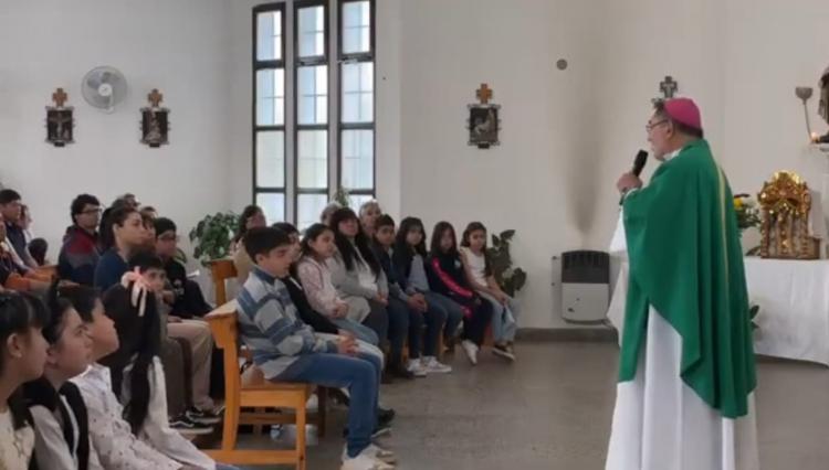 Mons. Miñarro llamó a poner la Palabra de Dios en el centro de la vida Mons. Miñarro llamó a poner la Palabra de Dios en el centro de la vida