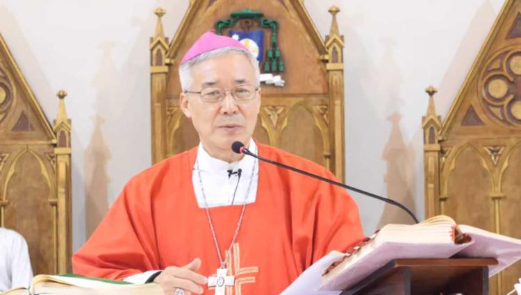 Mons. Moon: El fuego del Espíritu Santo es el amor de Dios que "nos quema por dentro" Mons. Moon: El fuego del Espíritu Santo es el amor de Dios que "nos quema por dentro"