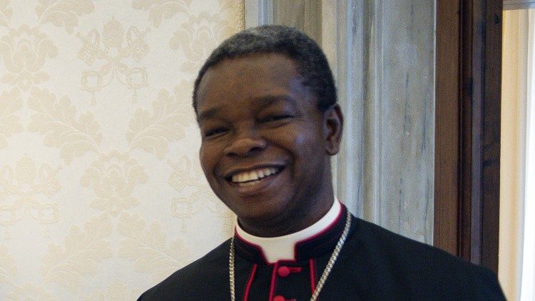 Mons. Nwachukwu nuevo secretario del Dicasterio para la Evangelización Mons. Nwachukwu nuevo secretario del Dicasterio para la Evangelización