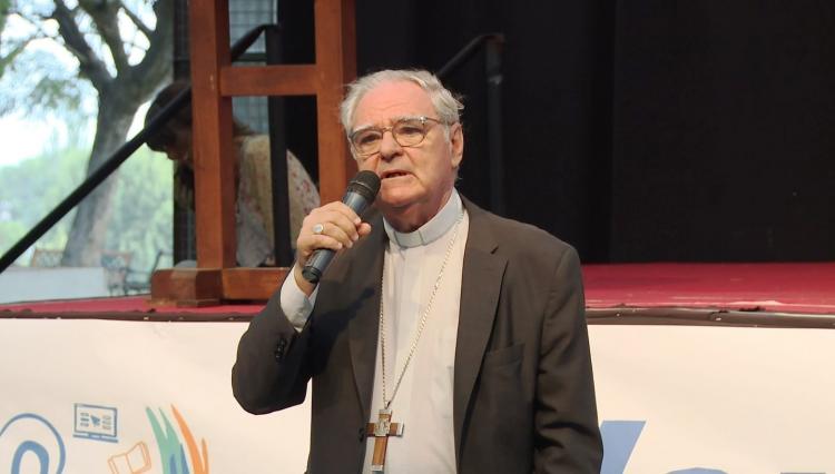 Mons. Ojea, a los docentes: 'Que los chicos puedan poner en juego todos sus talentos' Mons. Ojea, a los docentes: 'Que los chicos puedan poner en juego todos sus talentos'
