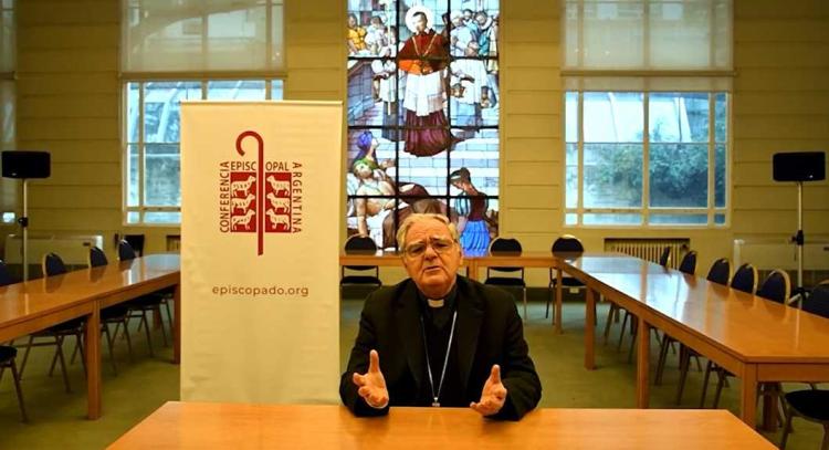 Mons. Ojea: "Hay grandes abuelos catequistas que están sosteniendo la fe"