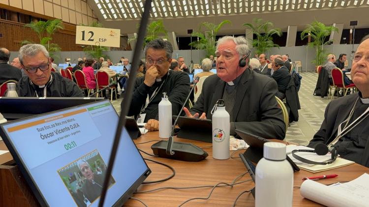 Mons. Ojea: 'La Iglesia, más que una organización, es una red de vínculos' Mons. Ojea: 'La Iglesia, más que una organización, es una red de vínculos'