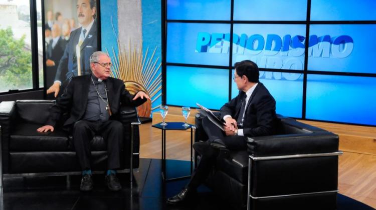 Mons. Ojea: "Es un orgullo para los argentinos tener un papa que vive una entrega absoluta a Dios y a los hermanos" Mons. Ojea: "Es un orgullo para los argentinos tener un papa que vive una entrega absoluta a Dios y a los hermanos"
