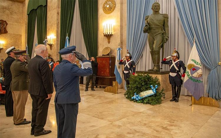 Mons. Olivera destacó el ejemplo de San Martín, 'soldado y hombre fuerte de Dios' Mons. Olivera destacó el ejemplo de San Martín, 'soldado y hombre fuerte de Dios'
