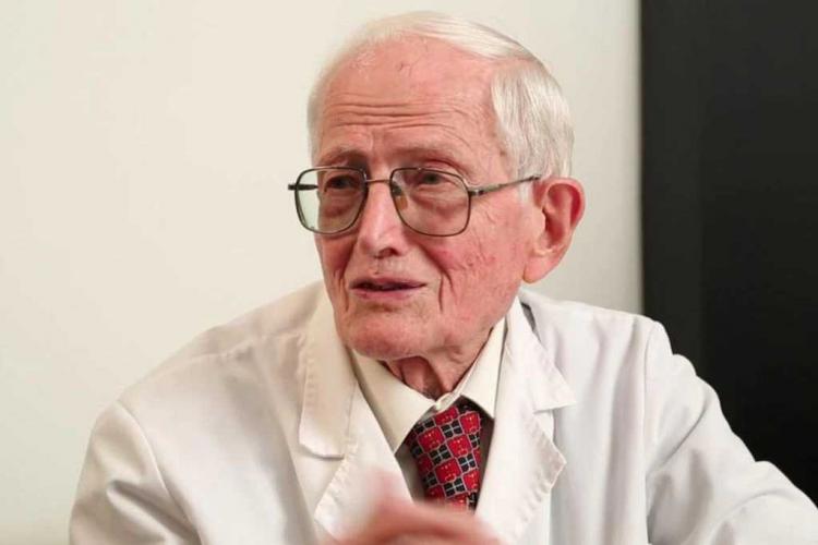 Mons. Olivera expresó su pesar por la muerte del perito médico de la causa Brochero Mons. Olivera expresó su pesar por la muerte del perito médico de la causa Brochero