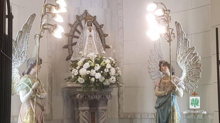 Mons. Olivera: 'María es nuestra madre y se interesa por cada uno de sus hijos' Mons. Olivera: 'María es nuestra madre y se interesa por cada uno de sus hijos'