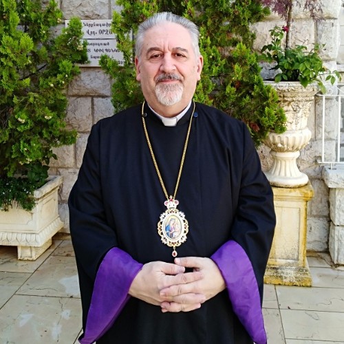 Mons. Hakimian: "Sin Jesús, no habrá ni Navidad ni fiesta" Mons. Hakimian: "Sin Jesús, no habrá ni Navidad ni fiesta"