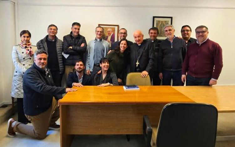 Mons. Paglia visitó la sede de Cáritas Argentina Mons. Paglia visitó la sede de Cáritas Argentina