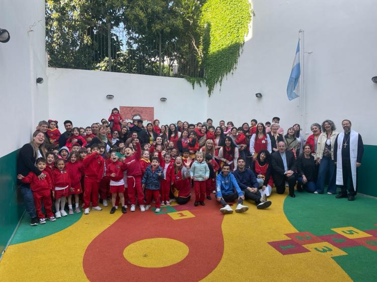 Mons. Pardo bendijo el jardín de infantes de Montserrat en su 25° aniversario Mons. Pardo bendijo el jardín de infantes de Montserrat en su 25° aniversario