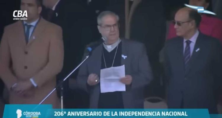 Mons. Rossi: "Nadie es la Patria, todos lo somos" Mons. Rossi: "Nadie es la Patria, todos lo somos"