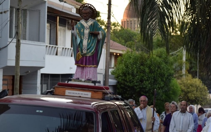 Mons. Santiago animó a imitar los gestos de cercanía de San Nicolás de Bari Mons. Santiago animó a imitar los gestos de cercanía de San Nicolás de Bari