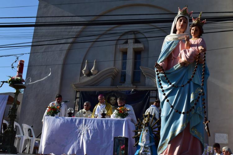 Mons. Santiago: La misericordia es el aceite de las relaciones humanas Mons. Santiago: La misericordia es el aceite de las relaciones humanas