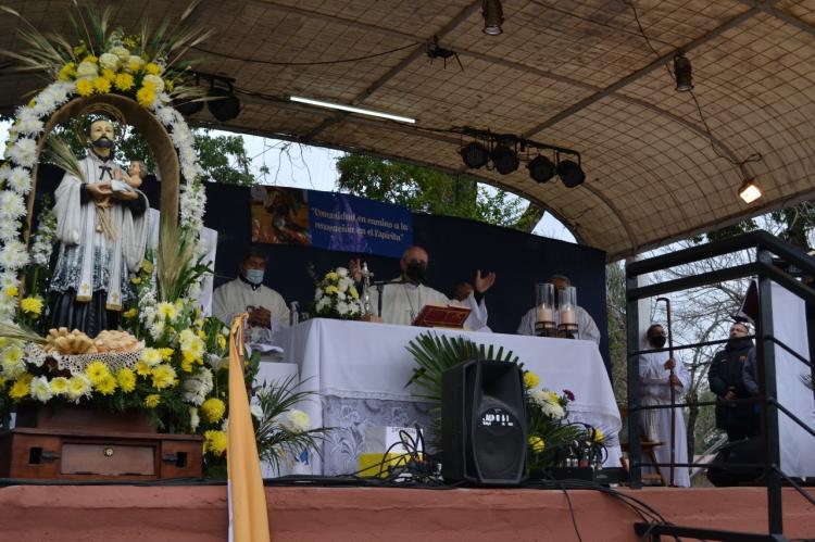 Mons. Stanovnik: "Es posible construir una convivencia en paz y con esperanza para todos" Mons. Stanovnik: "Es posible construir una convivencia en paz y con esperanza para todos"