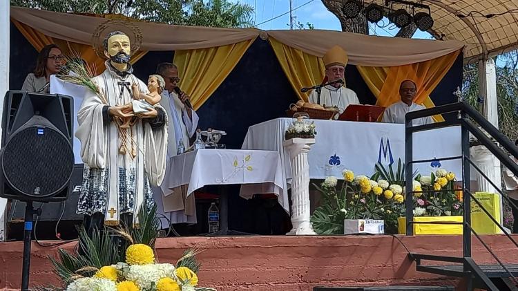 Mons. Stanovnik: 'Que san Cayetano despierte el valor de la persona y el trabajo' Mons. Stanovnik: 'Que san Cayetano despierte el valor de la persona y el trabajo'