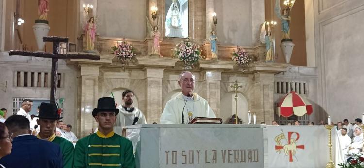 Mons. Stanovnik se despidió de la comunidad de Corrientes: 'Los llevo en mi corazón' Mons. Stanovnik se despidió de la comunidad de Corrientes: 'Los llevo en mi corazón'