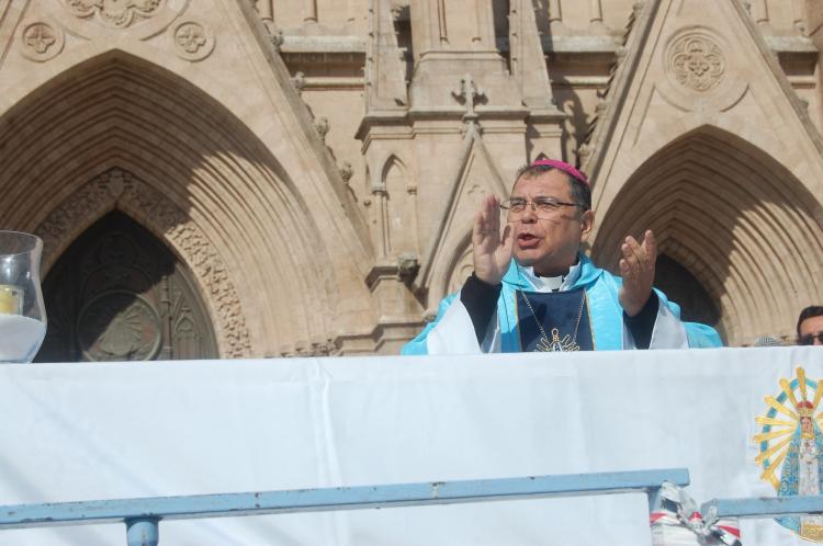 Mons. Tissera, en Luján: 'Hacer operativa la fe por la caridad y de las obras' Mons. Tissera, en Luján: 'Hacer operativa la fe por la caridad y de las obras'