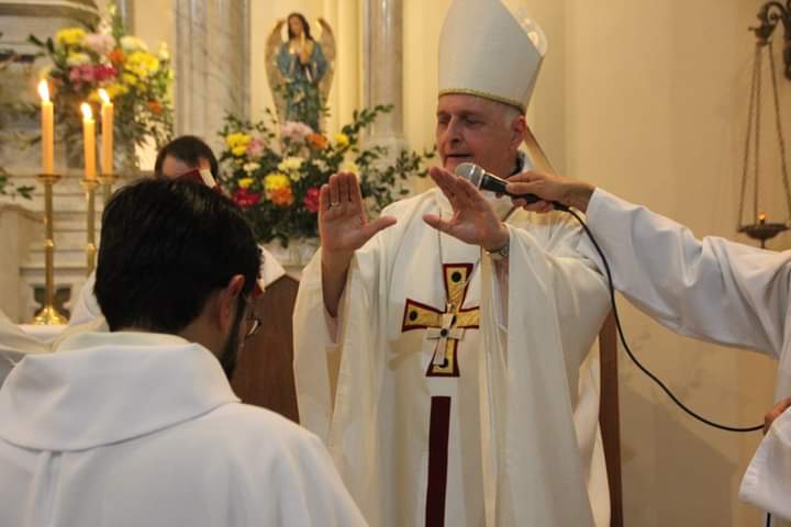 Mons. Torrado Mosconi, a un nuevo sacerdote: 'Somos convocados para la misión' Mons. Torrado Mosconi, a un nuevo sacerdote: 'Somos convocados para la misión'