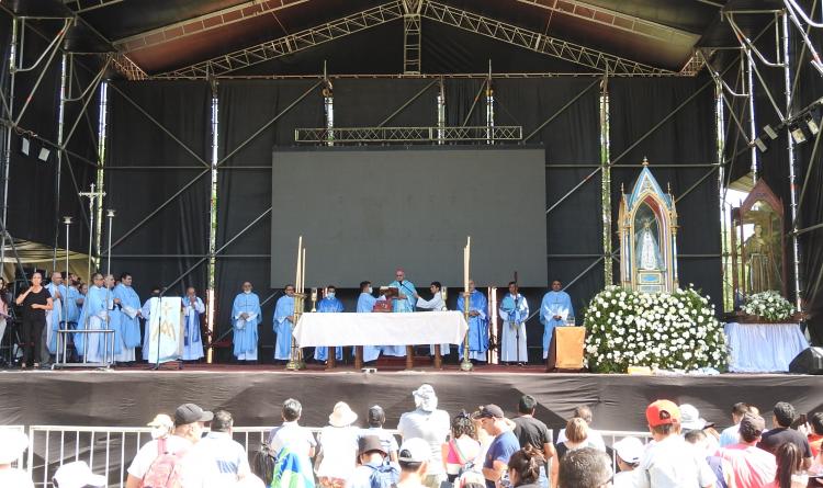 Mons. Urbanc: "La Inmaculada, fuente de luz interior, esperanza y consuelo"