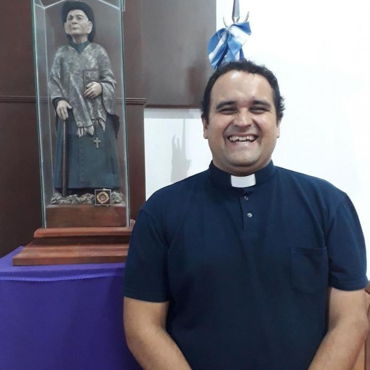 Mons. Urbanc ordenará un nuevo diácono camino al sacerdocio Mons. Urbanc ordenará un nuevo diácono camino al sacerdocio