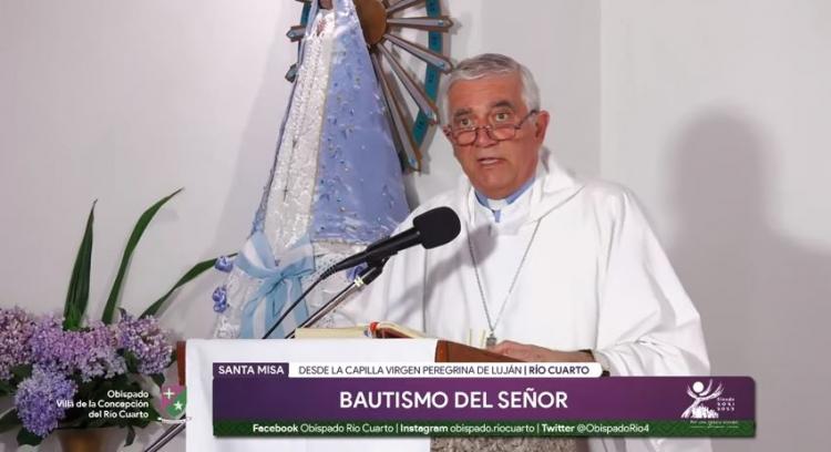 Mons. Uriona animó a "vivir intensamente nuestro Bautismo siendo testigos del Señor" Mons. Uriona animó a "vivir intensamente nuestro Bautismo siendo testigos del Señor"