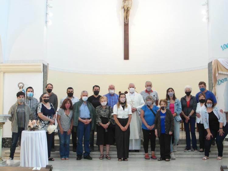 Mons. Uriona celebró la misa en el Cottolengo de Mar del Plata Mons. Uriona celebró la misa en el Cottolengo de Mar del Plata