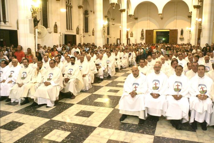 Mons. Uriona designó nuevos destinos y tareas pastorales Mons. Uriona designó nuevos destinos y tareas pastorales