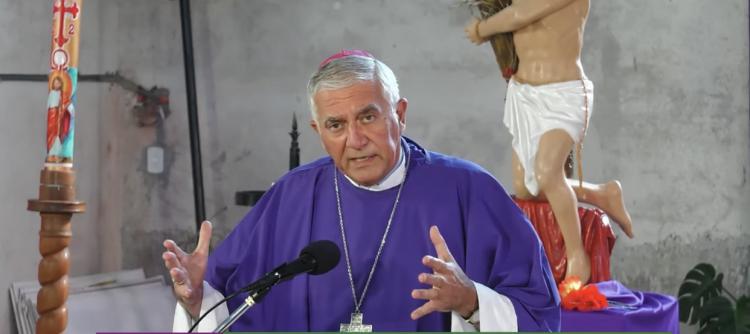 Mons. Uriona: "Resistir la tentación, buscar la fe y adorar solo al Señor, nuestro Dios" Mons. Uriona: "Resistir la tentación, buscar la fe y adorar solo al Señor, nuestro Dios"
