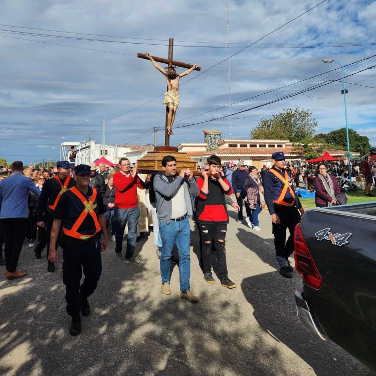 Mons. Uriona: 'Somos peregrinos que venimos a postrarnos ante el Señor Crucificado' Mons. Uriona: 'Somos peregrinos que venimos a postrarnos ante el Señor Crucificado'