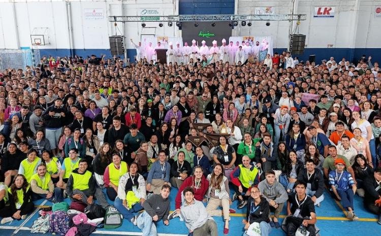 Encuentro Regional de Jóvenes: 'Miren al sol de justicia que es Jesucristo' Encuentro Regional de Jóvenes: 'Miren al sol de justicia que es Jesucristo'