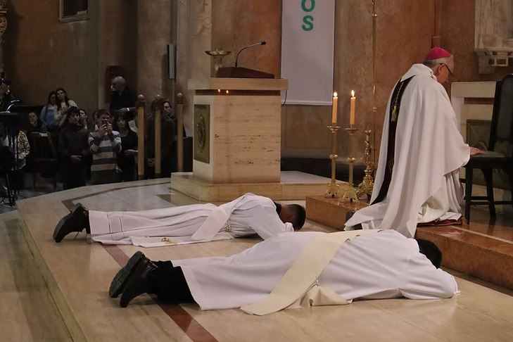 Mons. Zordán, a los nuevos presbíteros: 'Audacia, creatividad y libertad' Mons. Zordán, a los nuevos presbíteros: 'Audacia, creatividad y libertad'