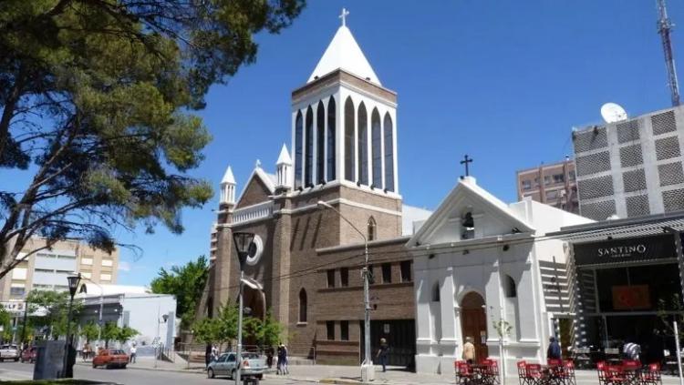 Neuquén celebra este martes a María Auxiliadora Neuquén celebra este martes a María Auxiliadora