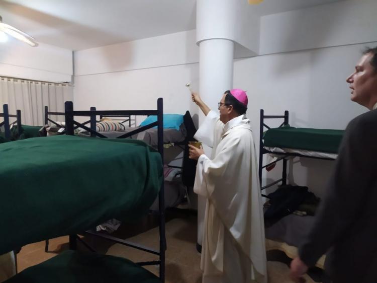 Mons. Mestre bendijo las nuevas instalaciones del hogar 'Hijos de María' Mons. Mestre bendijo las nuevas instalaciones del hogar 'Hijos de María'