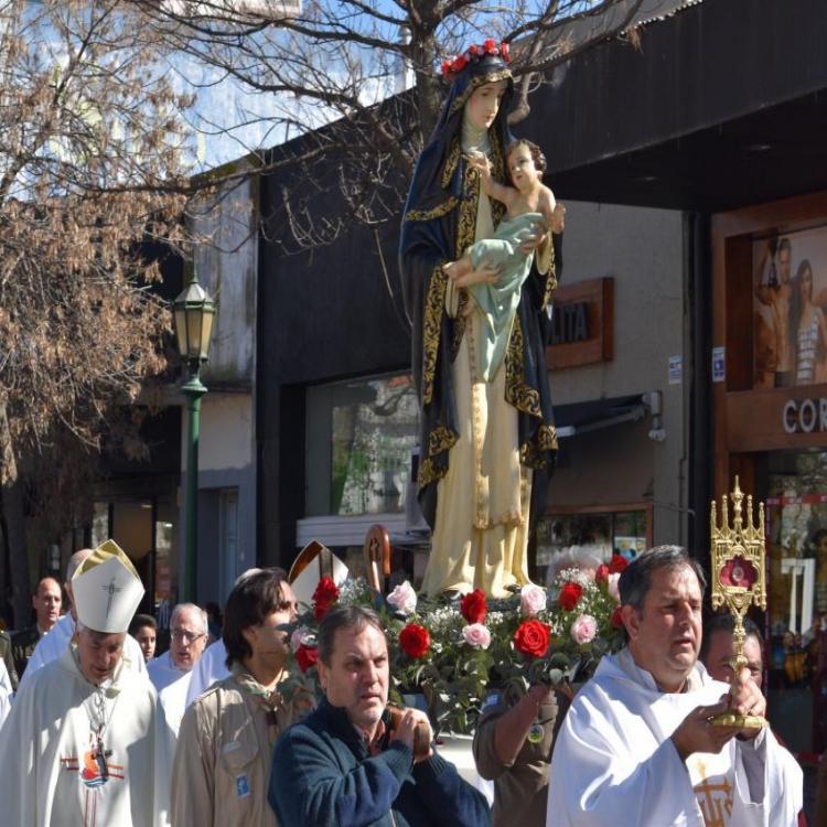 Novena en La Pampa en preparación para la fiesta de Santa Rosa Novena en La Pampa en preparación para la fiesta de Santa Rosa