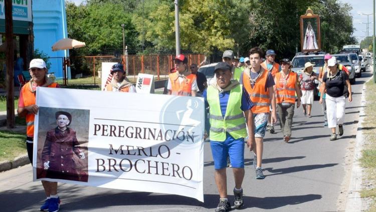 Novena peregrinación brocheriana desde la localidad sanluiseña de Merlo Novena peregrinación brocheriana desde la localidad sanluiseña de Merlo