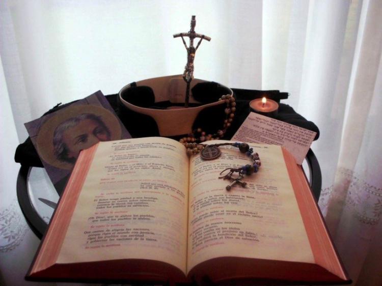 Nueva versión de la Liturgia de las Horas para la Argentina Nueva versión de la Liturgia de las Horas para la Argentina